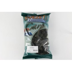 Black Halibut Pellet Met Gat 20MM | 1 Kilo